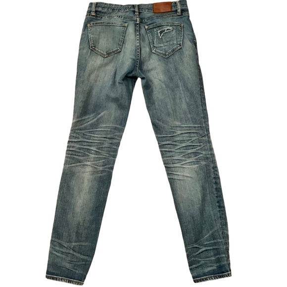 Madewell distressed skinny skinny ripped jeans - Picture 2 of 10